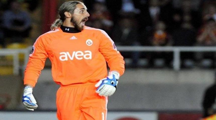 Aykut sonunda pes etti!