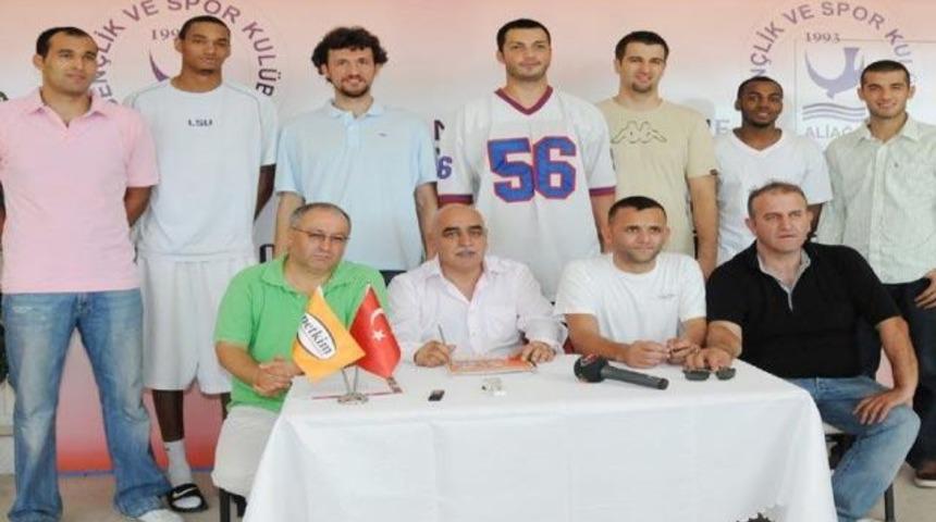 Aliağa Petkim'de imza şov!