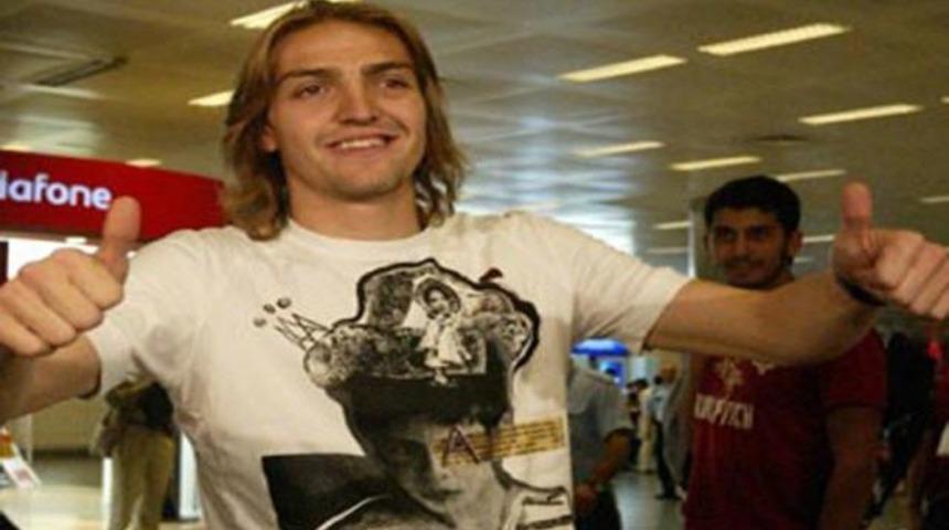 Caner ilk r&ouml;portajını verdi!