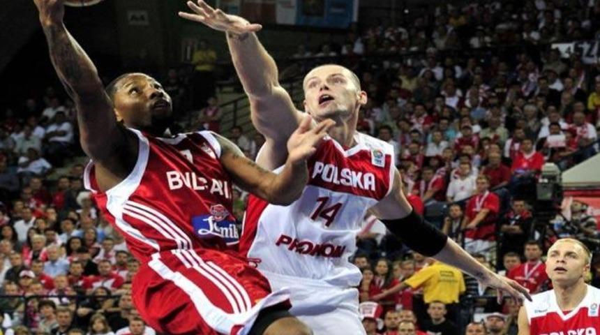 Ev sahibi galibiyetle başladı: 90-78