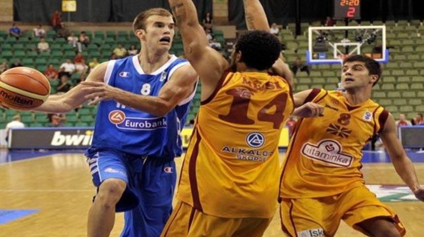 Yunanistan farklı kazandı: 86-54