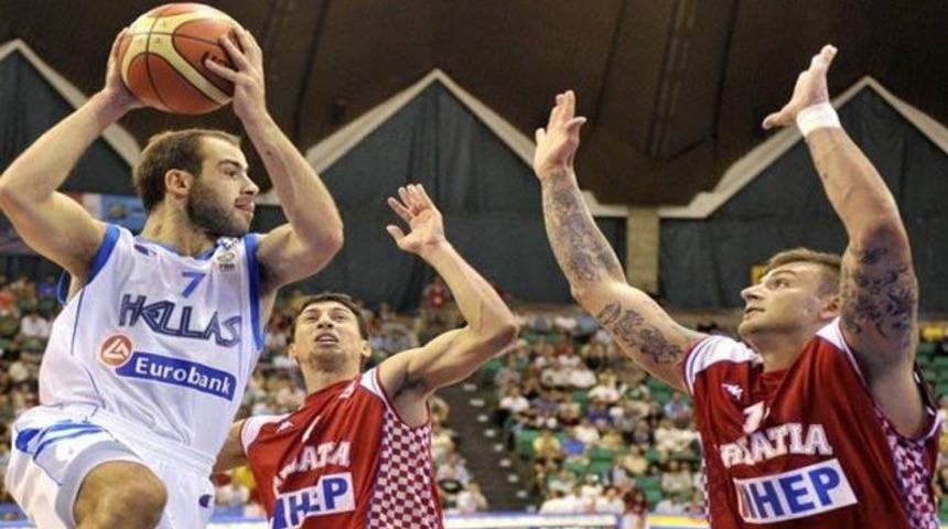 Yunanistan tam yol: 76-68