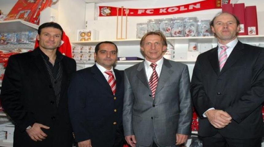 Alpay Daum'u topa tuttu!