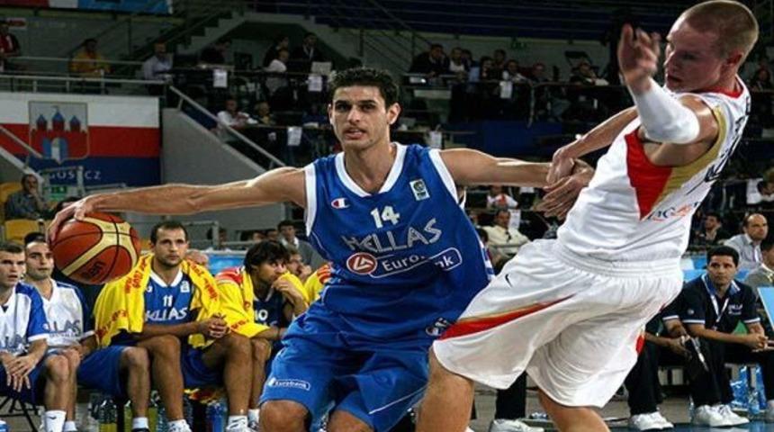 Komşu Almanya'ya acımadı: 84-76