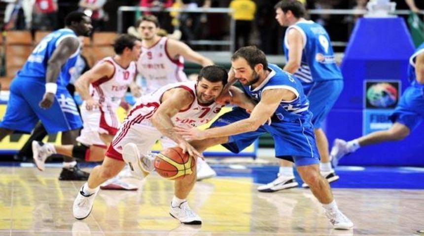 Hakemlere yenildik: 74-76