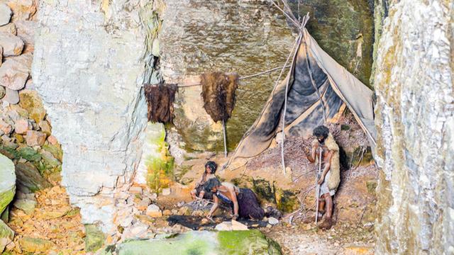 Nesli tükenmiş insanların sırları açığa çıkıyor: Deniz Tabanında 140.000 Yıllık kemikler bulundu 