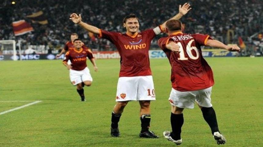 Totti Fiorentina'yı yıktı: 3-1 (VİDEO)
