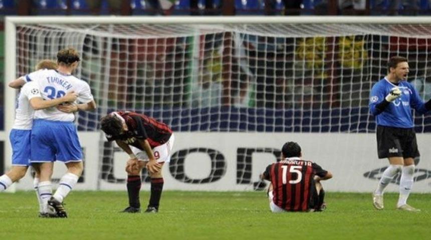 Milan'a bir darbe de Z&uuml;rih'ten: 0-1 (VİDEO)