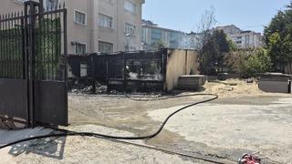 Esenyurt'ta öğrenci yurdunda korkutan yangın