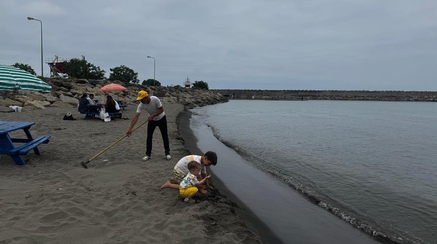 Boğulma vakalarının önüne geçmek için o bölgede sezon boyu denize girmek yasaklandı