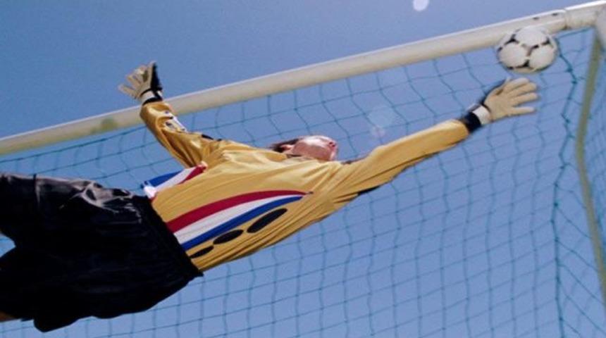 4 dakikada biten futbol ma&ccedil;ı