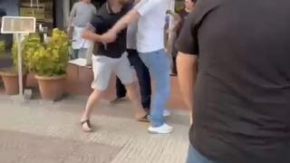 Kadıköy'de korku dolu anlar! Kadına bıçak çekip tehditler savurdu... Boğazını keserim