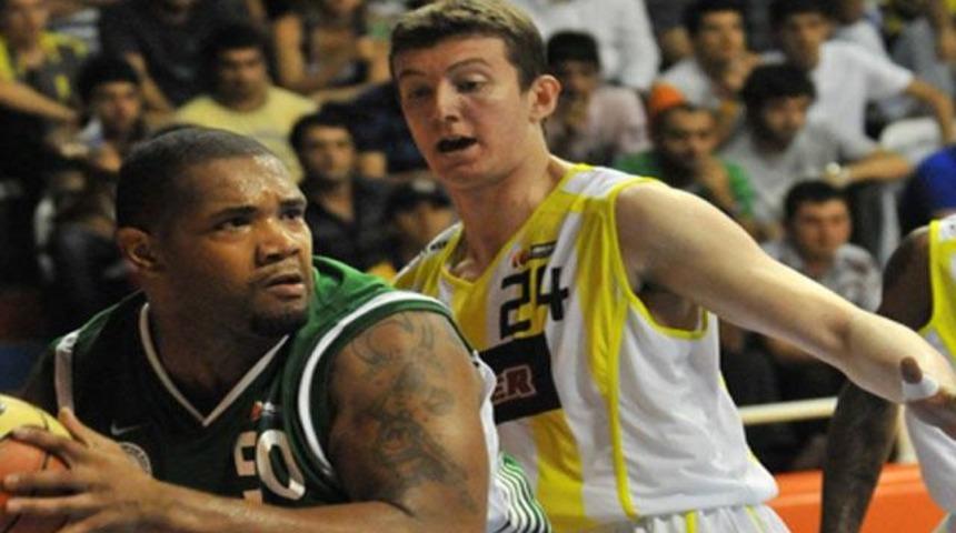 F.Bah&ccedil;e farklı başladı: 100-71