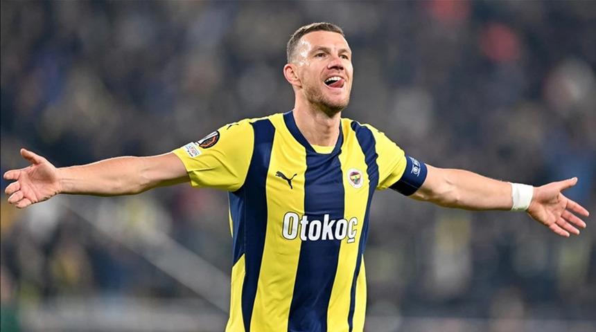 Fenerbahçe'den ayrılan Edin Dzeko geri dönüyor! Sözleşme detayları bile belli oldu