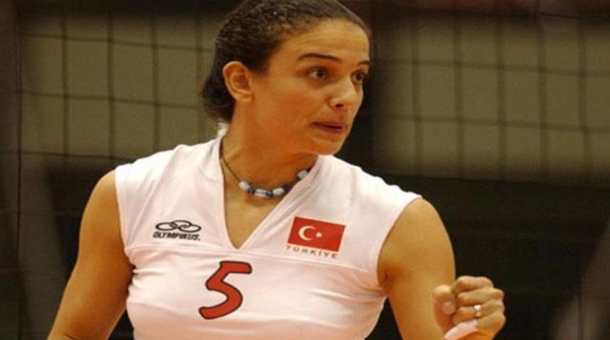 Tesett&uuml;r&uuml; attı, filelere d&ouml;nd&uuml;!