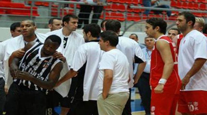 Chatman'den Efes'e 'şerefe': 91-85