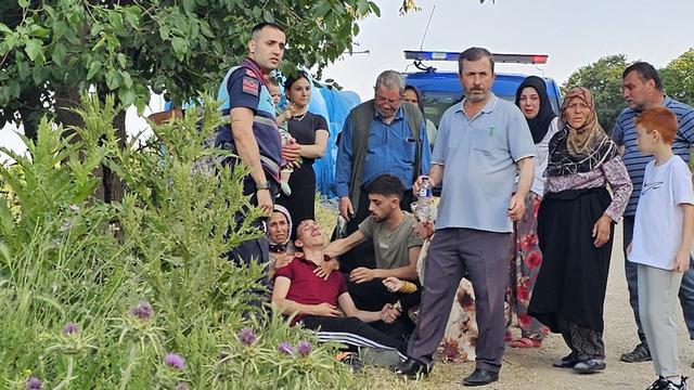 Bursa'da traktör römorkuyla yamaçtan yuvarlanan çocuk yaralandı