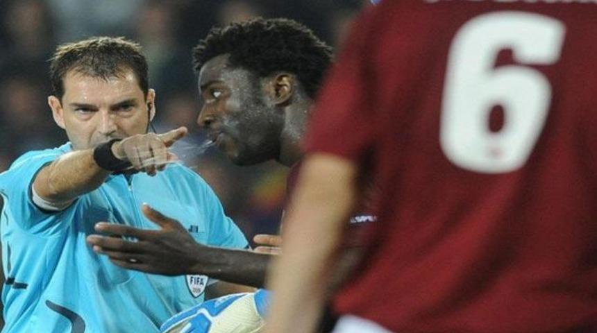 S.B&uuml;kreş ma&ccedil;ına İsko&ccedil; hakem!