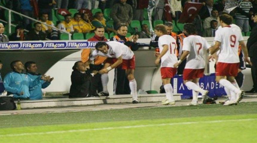 Terim'e galibiyetli veda: 2-0 (GALERİ)