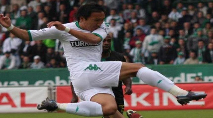 Bursaspor'un Koreli'si &uuml;lkesine d&ouml;nd&uuml;!