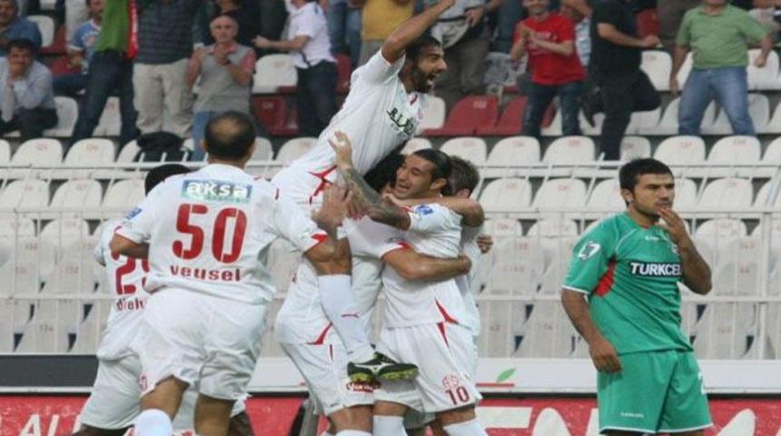 Antalyaspor galibiyeti hatırladı: 4-1