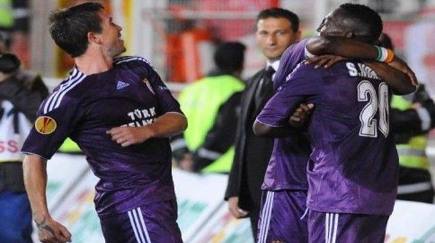 G.Saray D.B&uuml;kreş'i de 4'ledi (GALERİ)