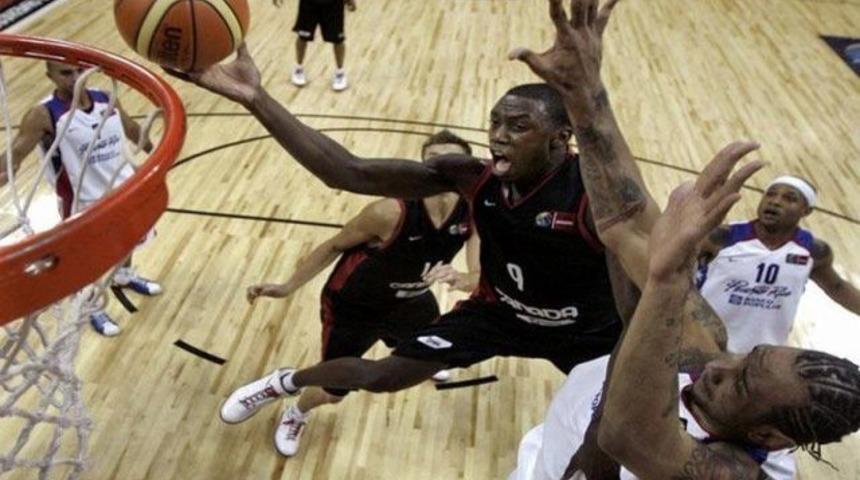 Oyak Renault'a Kanadalı oyuncu!