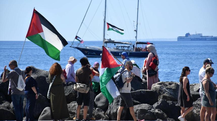 İsrail Madleen gemisine el koymuştu! Gemidekilere ne olacağı belli oldu... Dışişleri'nden sert tepki! 