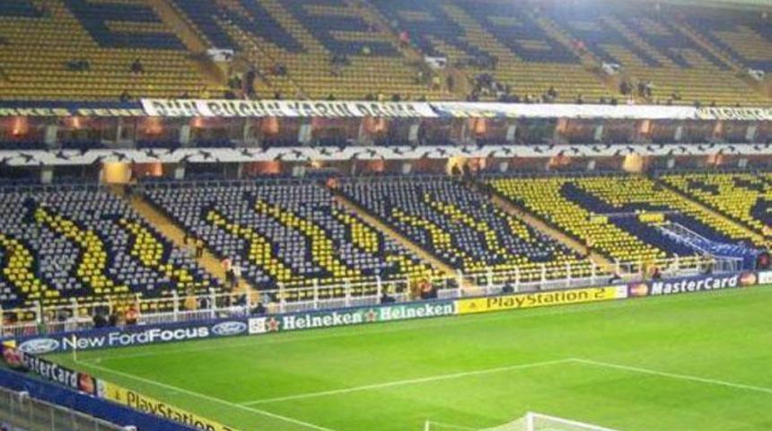 Kadık&ouml;y'de bomba paniği