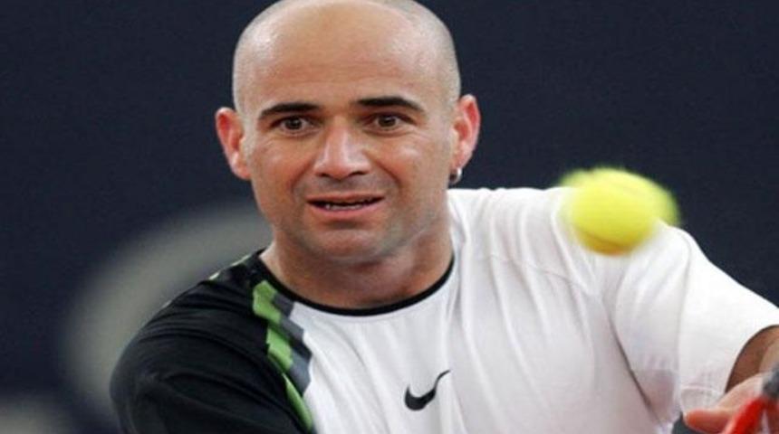 Uyuşturucu kullandığını itiraf etti