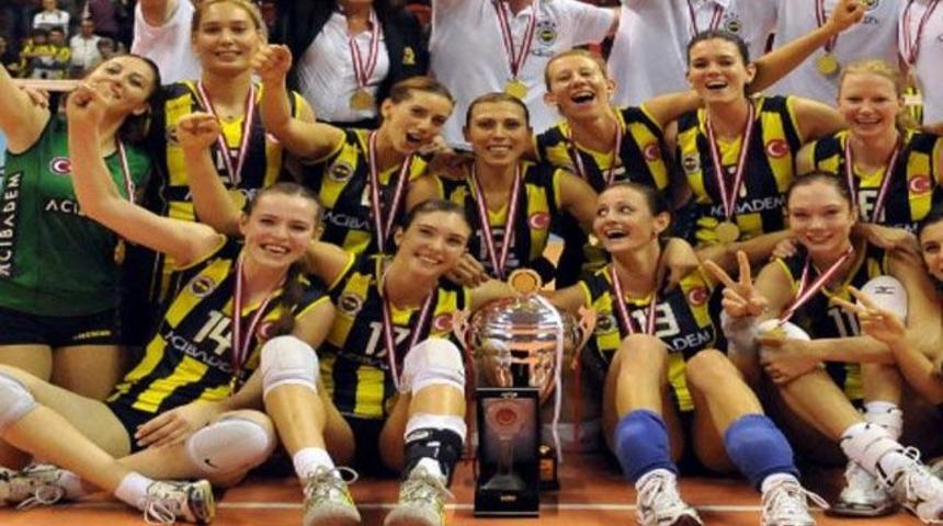 S&uuml;per Kupa Fenerbah&ccedil;e'nin