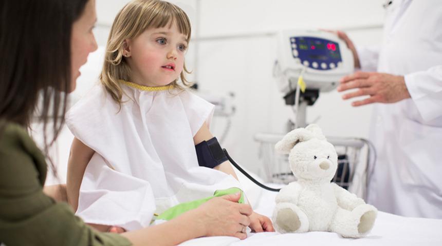 Küçük yaşta büyük tehlike: Çocuklarda tansiyona dikkat! Uzmanlar: "Çocuklarda hipertansiyon sinsice ilerliyor"
