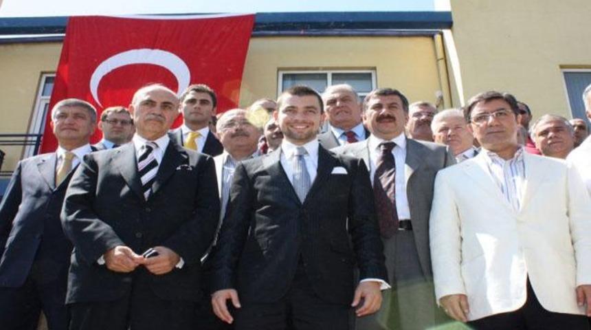 A.G&uuml;c&uuml;'nde toplantı skandalı!