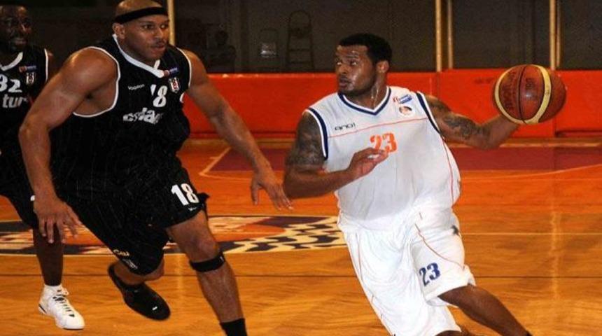 Baxter, Kartal'ı u&ccedil;urdu: 74-85