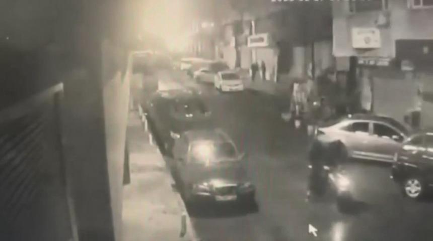 7 kişi yaralanmıştı! İstanbul'daki el bombalı saldırıdan yeni görüntüler ortaya çıktı: 10 gözaltı