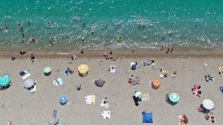 Antalya'da bayramın son günü sahiller doldu