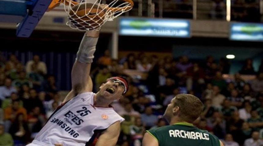 Efes uzatmalarda kaybetti