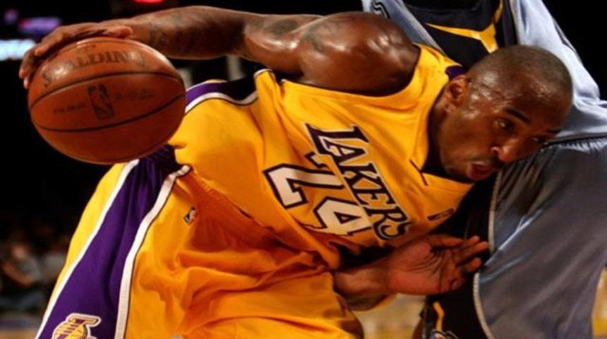 Kobe'den bir rekor daha! (VİDEO)