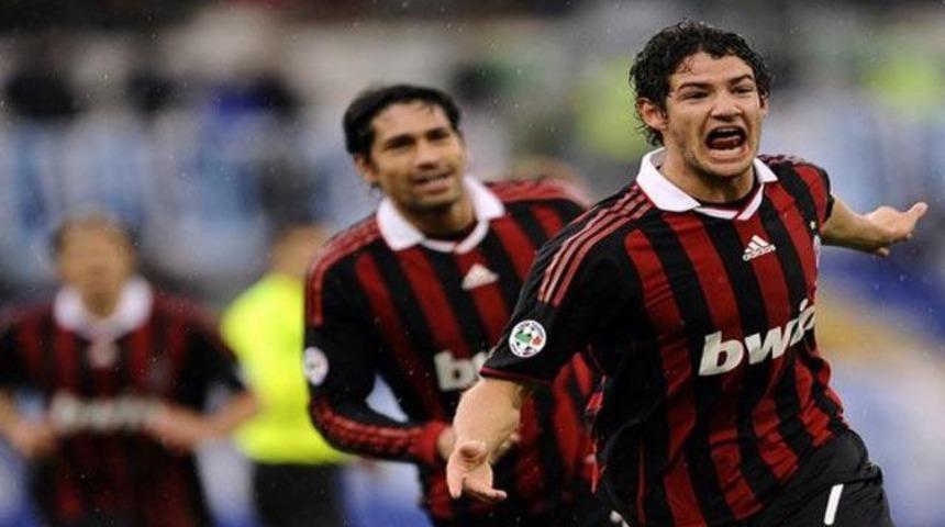 Pato, Barca'yı istiyor