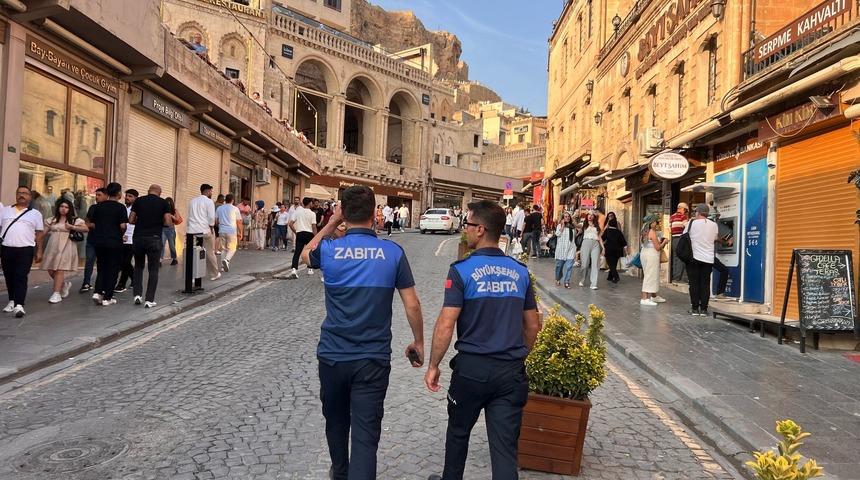 Mardin'de zabıta ekipleri bayram tedbirlerini uyguladı