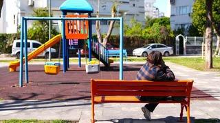 Konyaaltı’nın bankları renklendi