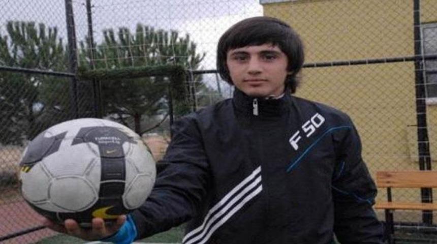 G.Saray'ın istediği gen&ccedil;, Fenerli &ccedil;ıktı!