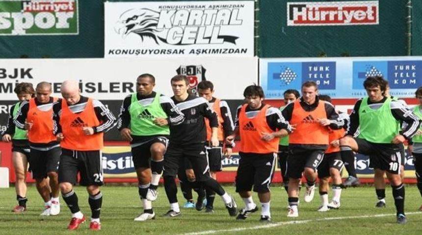 Toraman ile Hakan idmanda sakatlandı