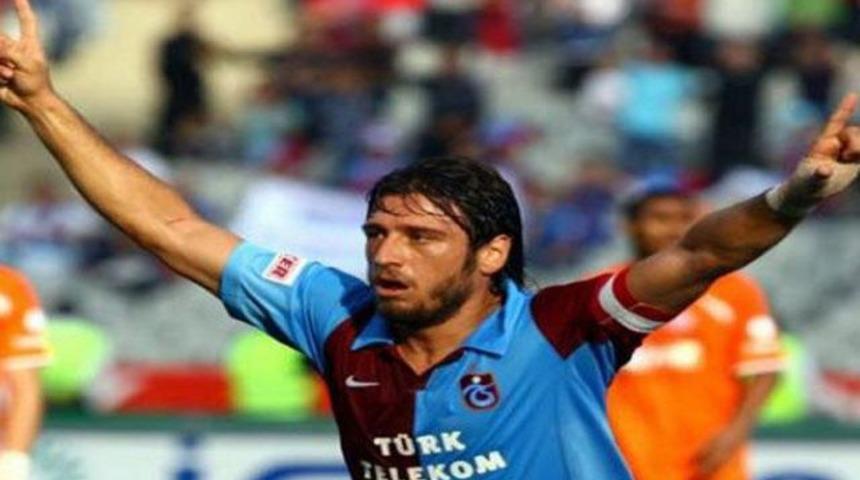 Hangi futbolcuda 25 silah var?