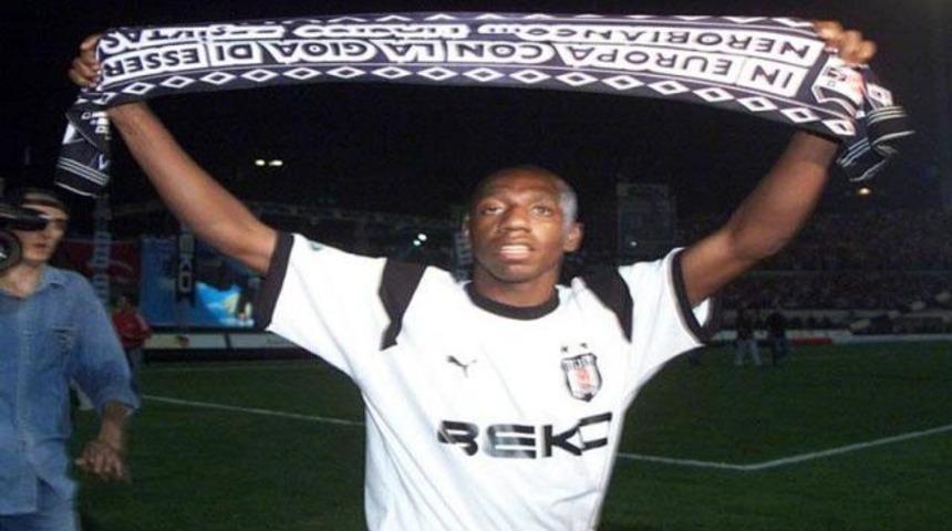 D&uuml;nyanın en kibar futbolcusu!