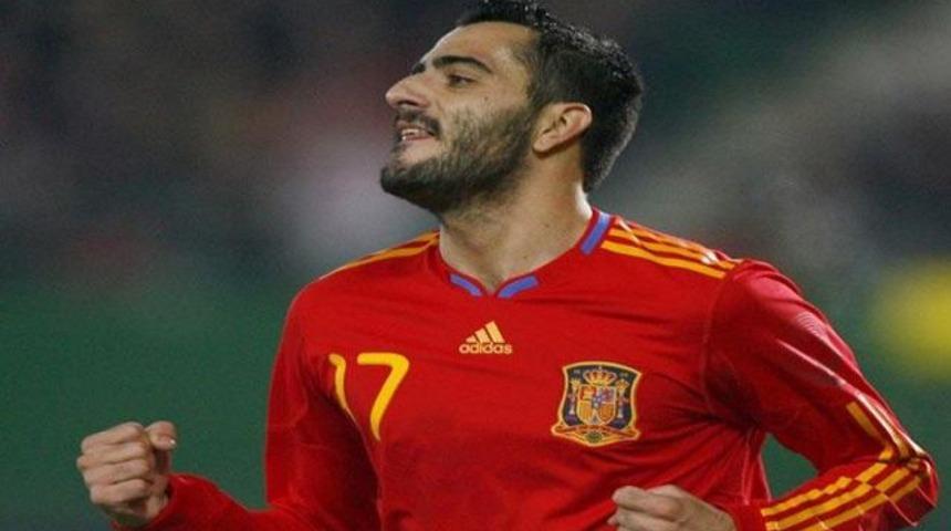 G&uuml;iza attı, İspanya beşledi (VİDEO)