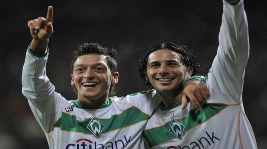Mesut coştu, Werder şov yaptı!