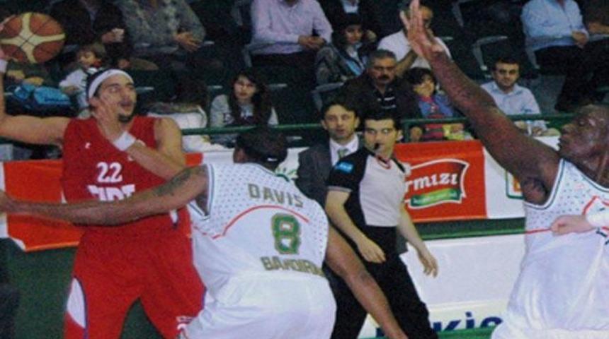 Banvit rahat kazandı