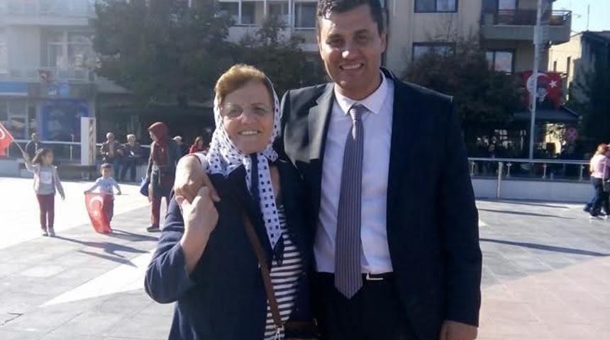 Acı haber sonrası fenalaştı! Ferdi Zeyrek'in annesi tedavi altına alındı