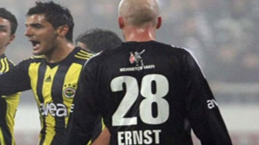 Beşiktaş'ta derbi formaları satışta!